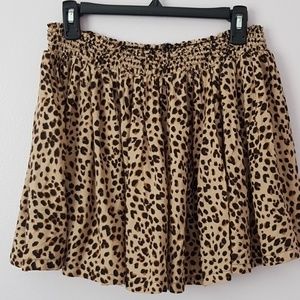H&M Skirts - H&M US size 12 Leopard print mini swing skirt H&M Skirts - H&M US size 12 Leopard print mini swing skirt